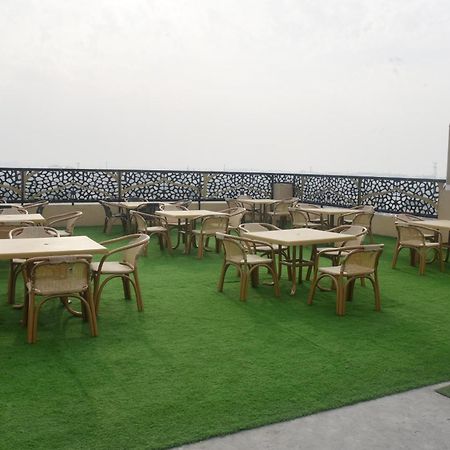 The Rich Hotel & Apartments Lahore Extérieur photo