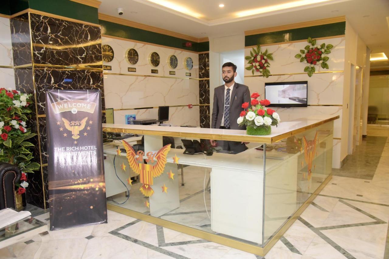 The Rich Hotel & Apartments Lahore Extérieur photo